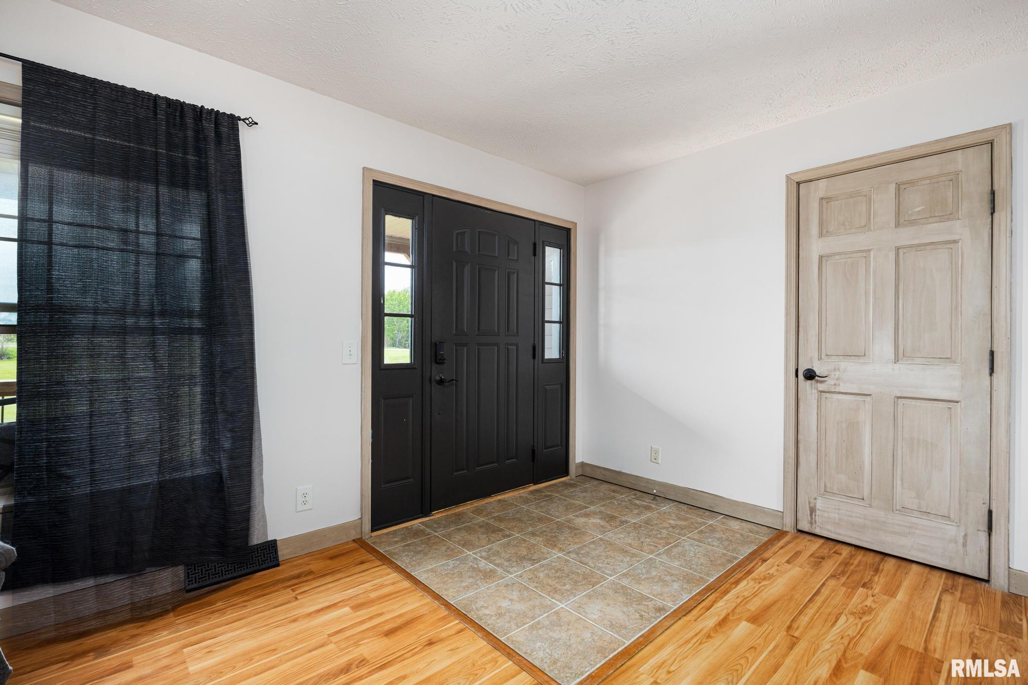 15500 Christmas Tree Road Green Valley, IL 61534 - Photo 5 of 56
