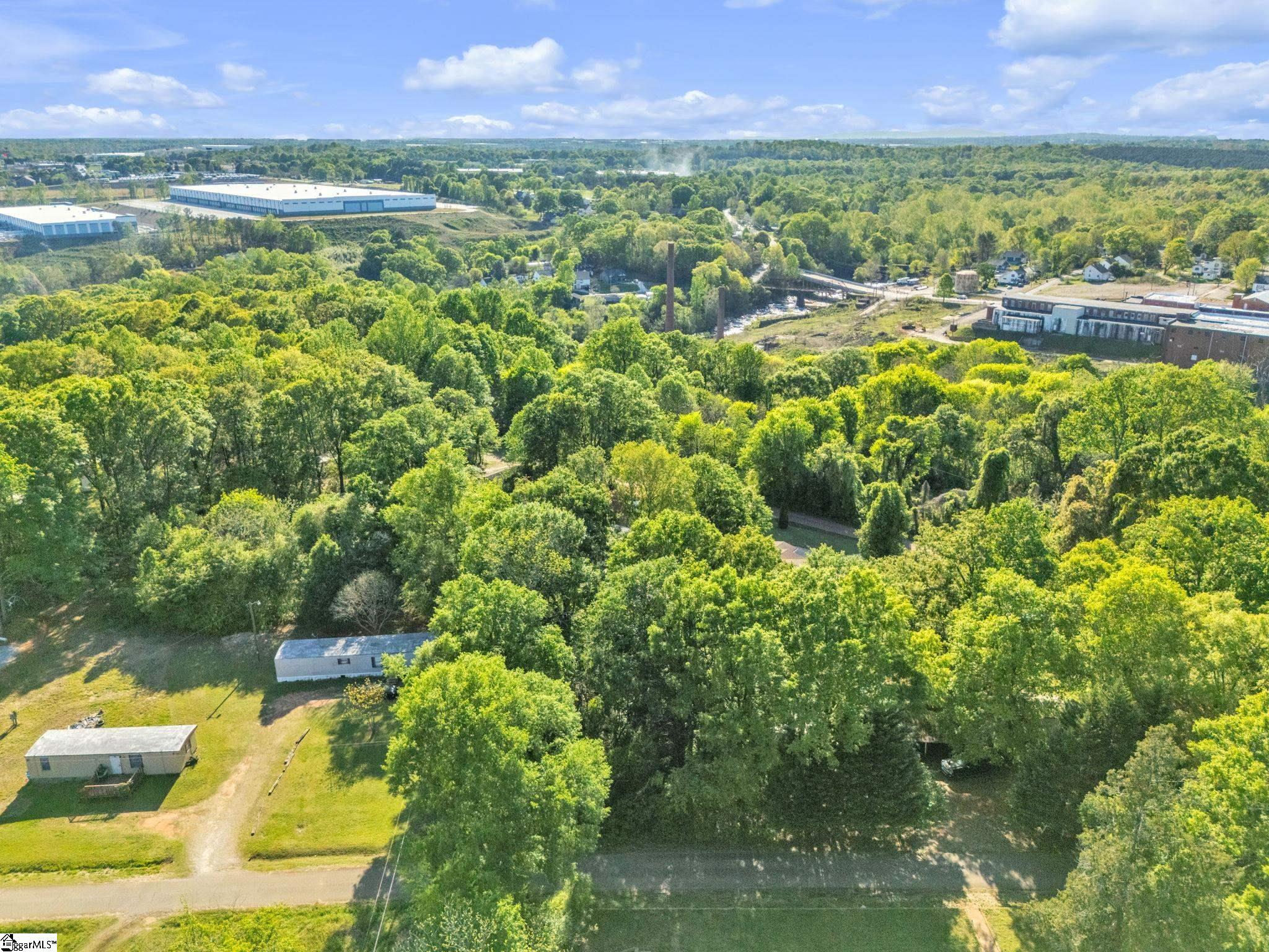 365 Mission Circle Startex, SC 29377 - Photo 2 of 12