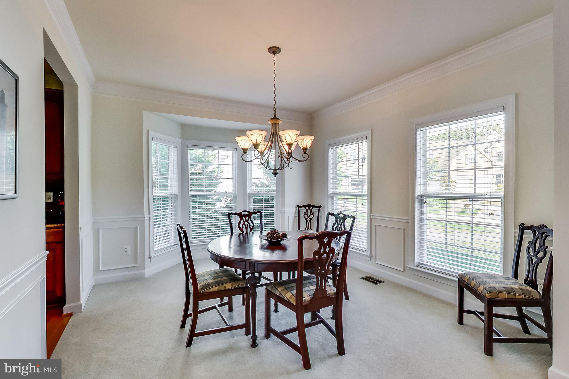 612 Crawfords Ridge Road Odenton, MD 21113 - Photo 5 of 53 Dining Room