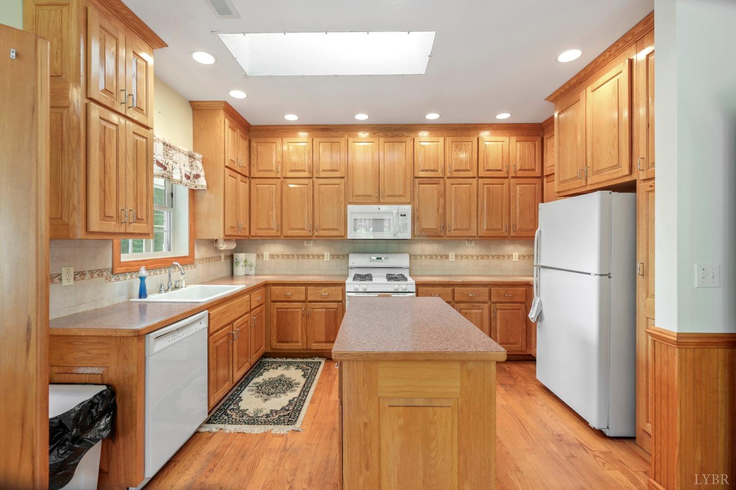 504 Scotts Bottom Road Dillwyn, VA 23936 - Photo 8 of 20