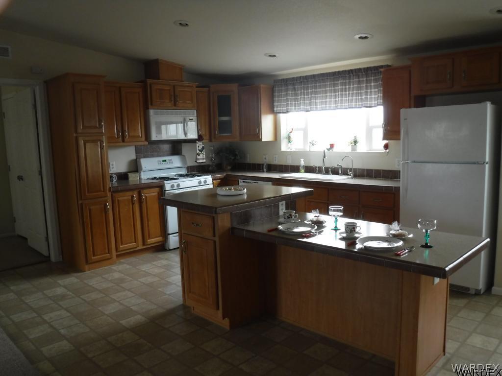 30090 Haystack Drive, Unit CC Meadview, AZ 86444 - Photo 10 of 34
