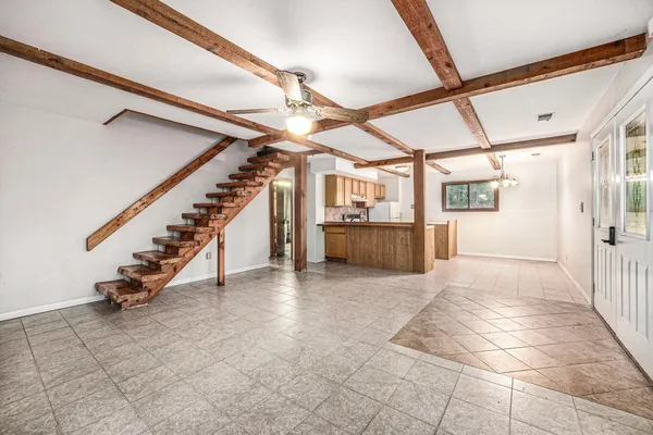 $449,900 | 2550 Bewell Avenue Southeast, Lowell, MI 49331