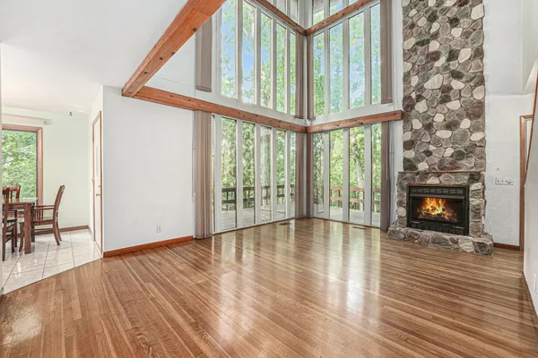 $449,900 | 2550 Bewell Avenue Southeast, Lowell, MI 49331