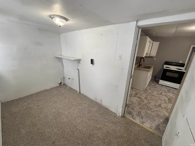 $92,500 | 1027 North 10th Street, Vincennes, IN 47591