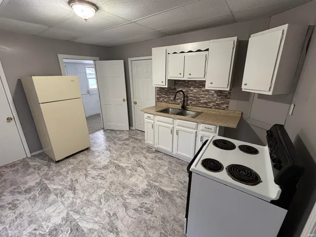 $92,500 | 1027 North 10th Street, Vincennes, IN 47591