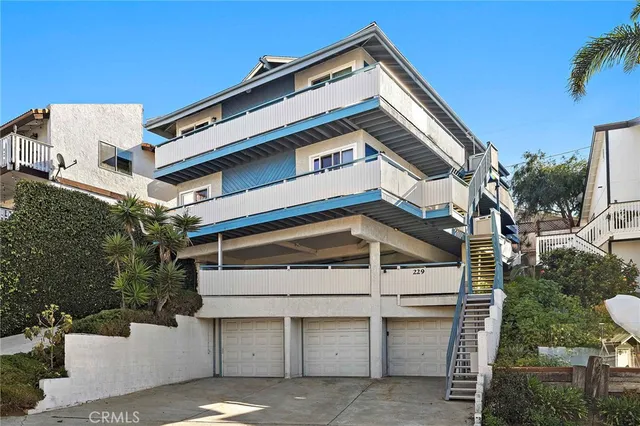 $2,850 | 229 West Escalones, Unit C, San Clemente, CA 92672