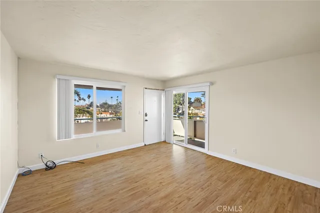 $2,850 | 229 West Escalones, Unit C, San Clemente, CA 92672