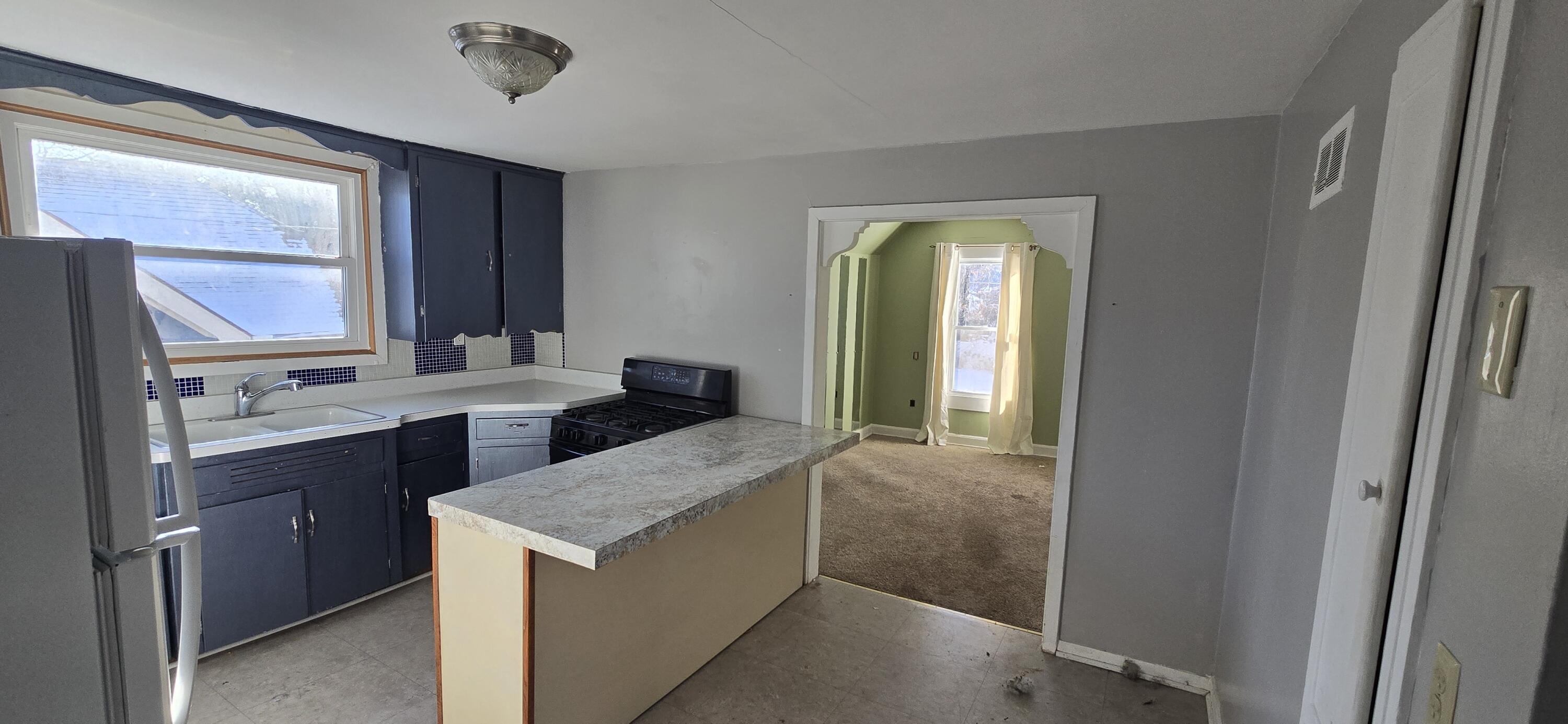 3754 South Rutland Avenue St. Francis, WI 53235 - Photo 23 of 38 20260126_135717