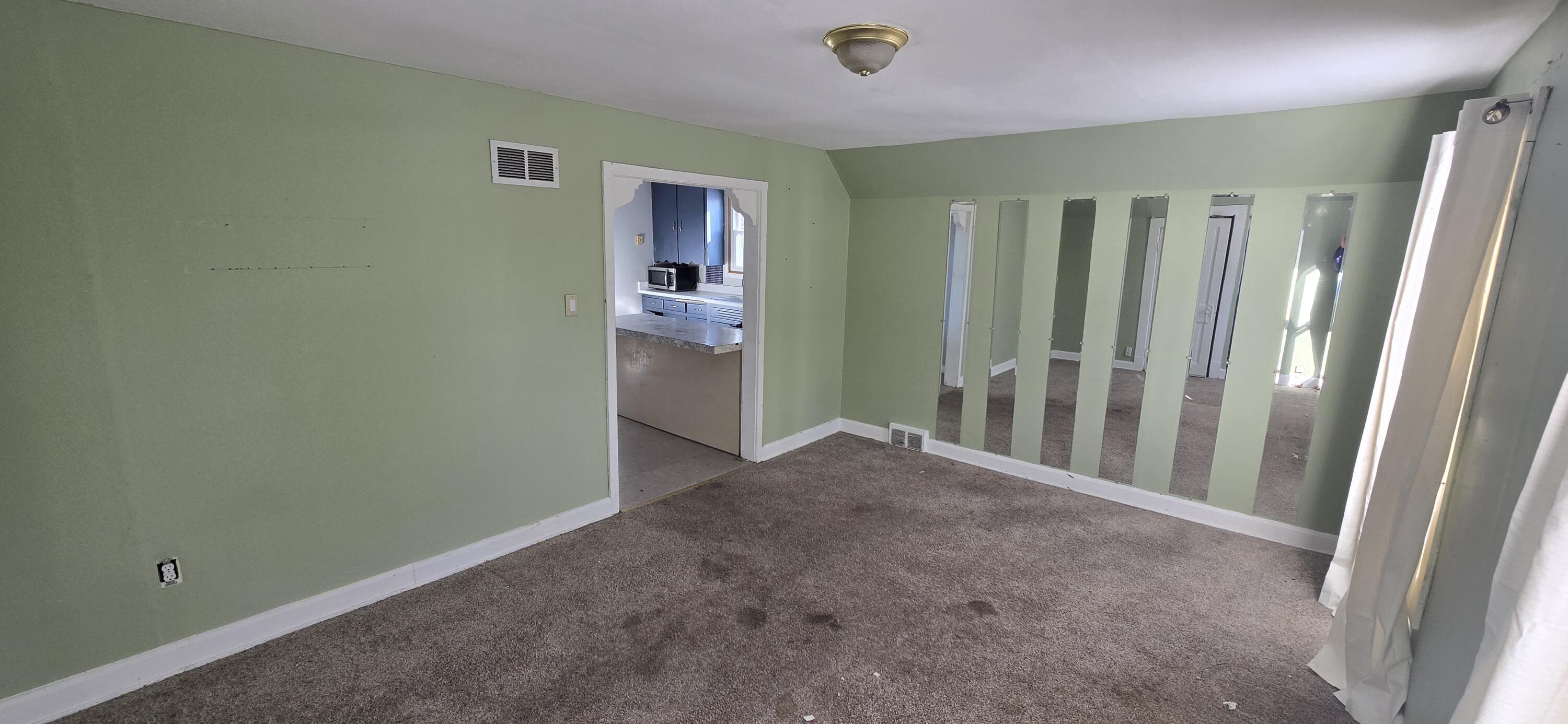 3754 South Rutland Avenue St. Francis, WI 53235 - Photo 36 of 38 20260126_140014