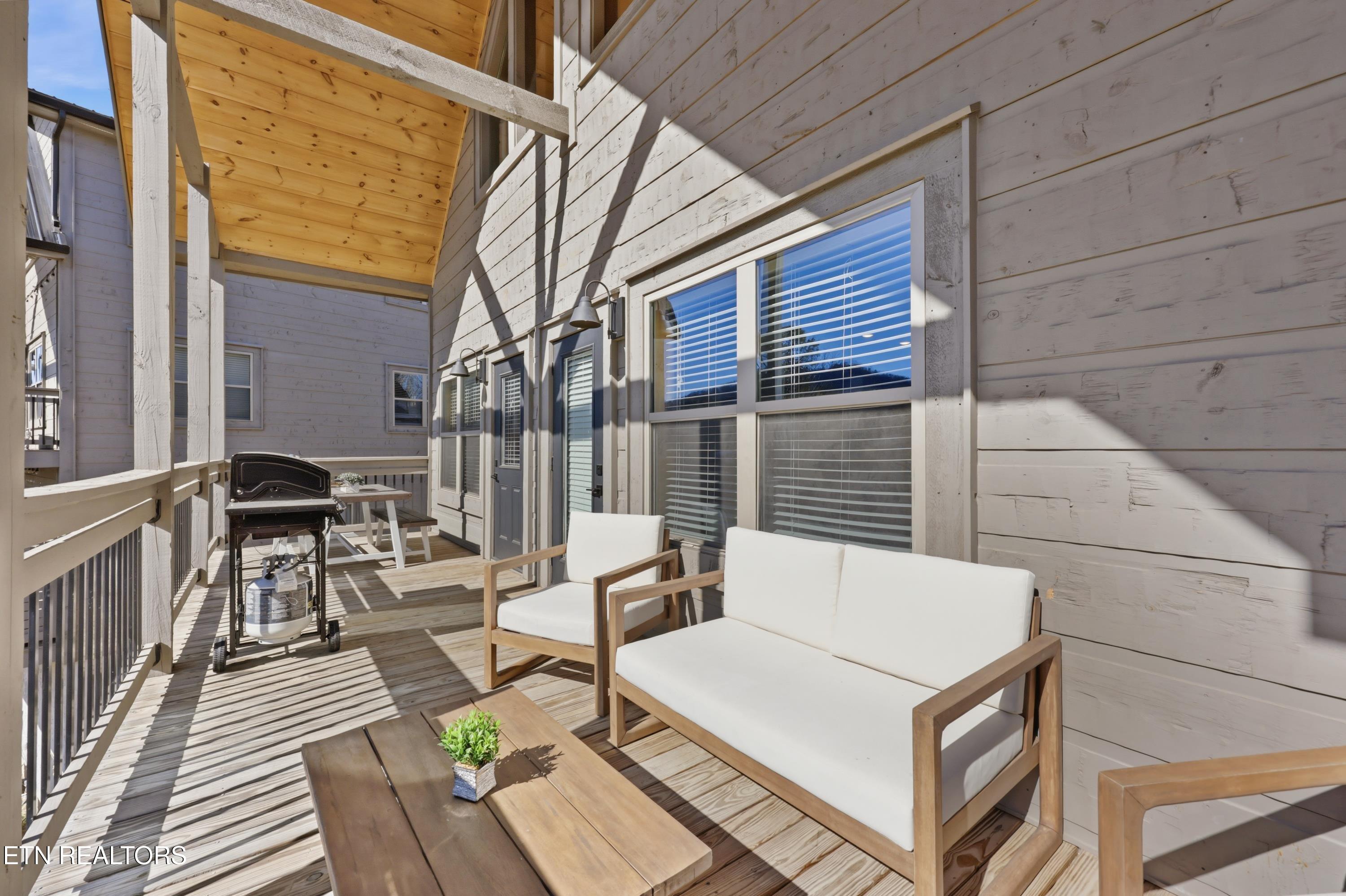 2872 Sequoia Road Pigeon Forge, TN 37863 - Photo 16 of 46 17-2872 Sequoia Rd15