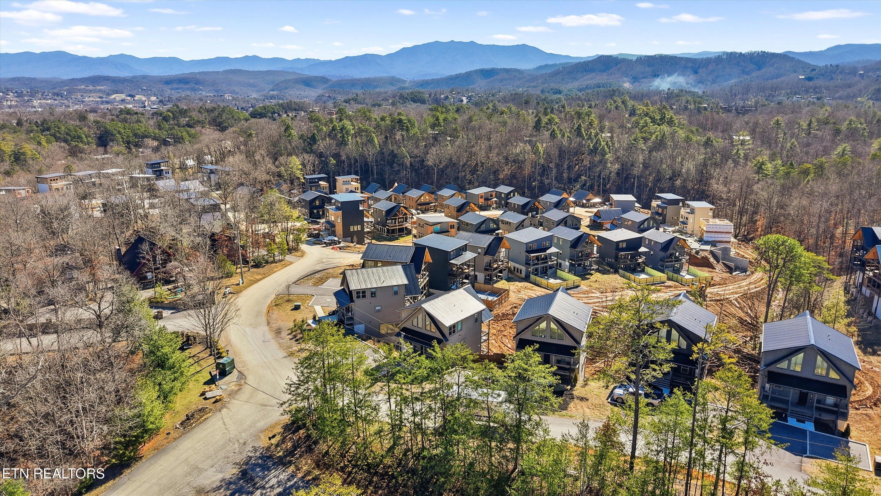 2872 Sequoia Road Pigeon Forge, TN 37863 - Photo 39 of 46 39-2872 Sequoia Rd38