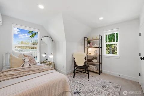 $2,161,000 | 7511 41st Avenue Northeast, Seattle, WA 98115