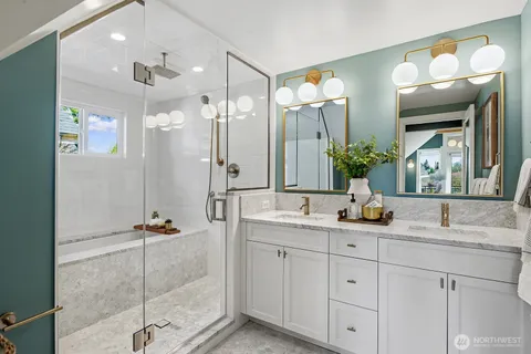 $2,161,000 | 7511 41st Avenue Northeast, Seattle, WA 98115