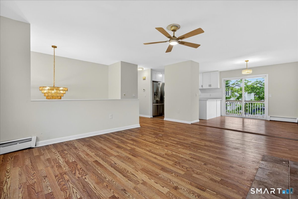 492 Long Hill Road Middletown, CT 06457 - Photo 5 of 40