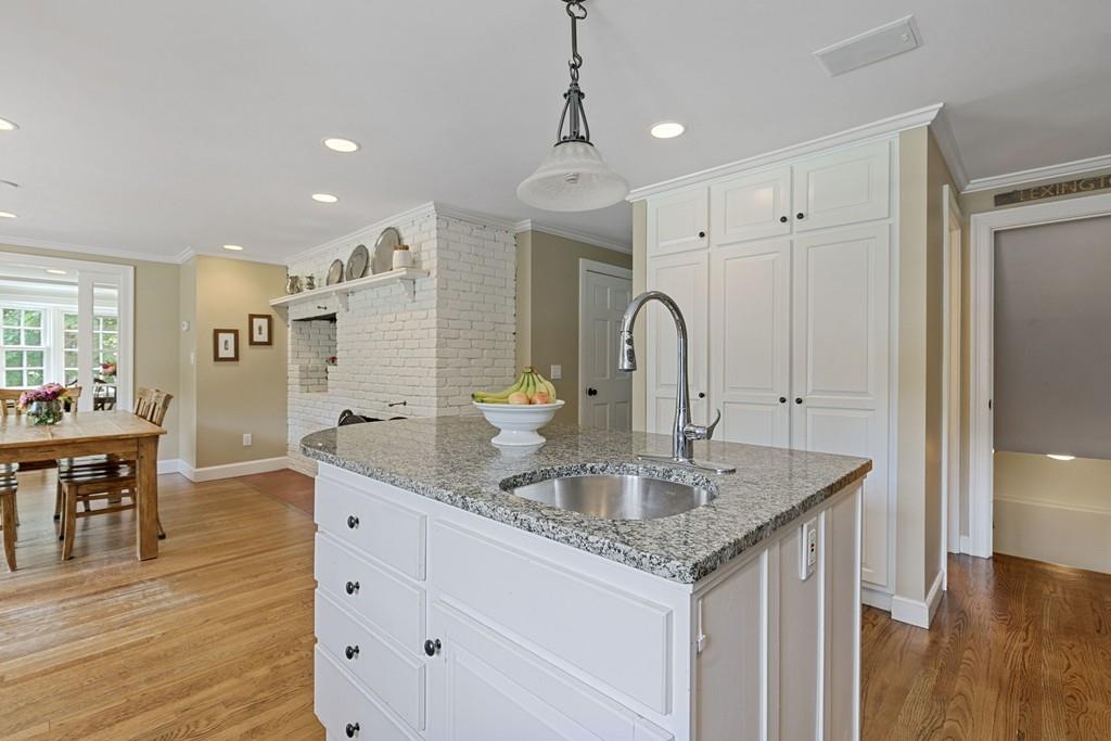 18 Saddle Club Road Lexington, MA 02420 - Photo 15 of 42