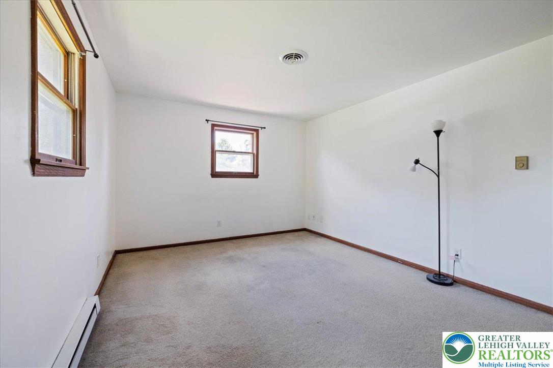 1250 Minesite Road Allentown, PA 18103 - Photo 25 of 39