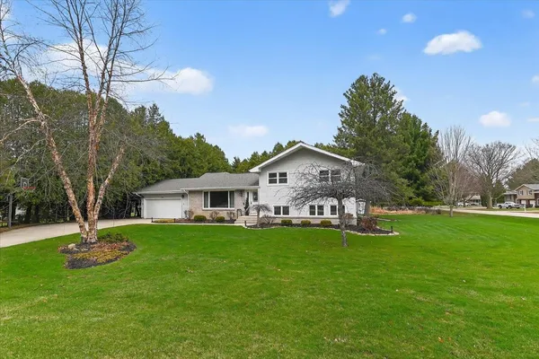 $515,000 | 5576 Auchter Lane, Waunakee, WI 53597