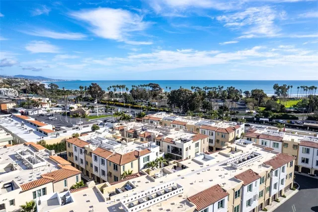 $1,595,000 | 3327 Doheny Way, Dana Point, CA 92629