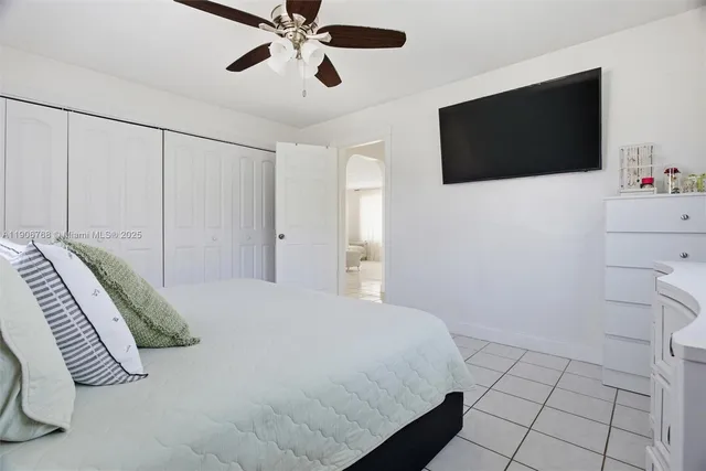 $515,900 | 7511 Taylor Street, Hollywood, FL 33024