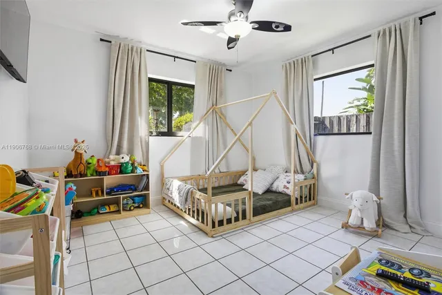 $515,900 | 7511 Taylor Street, Hollywood, FL 33024