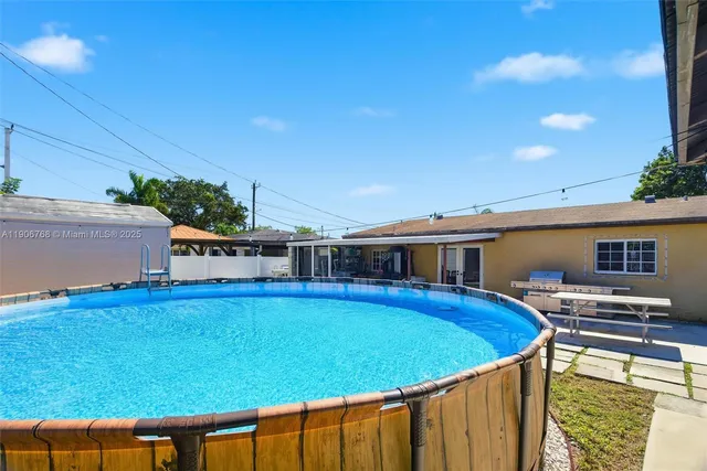 $515,900 | 7511 Taylor Street, Hollywood, FL 33024