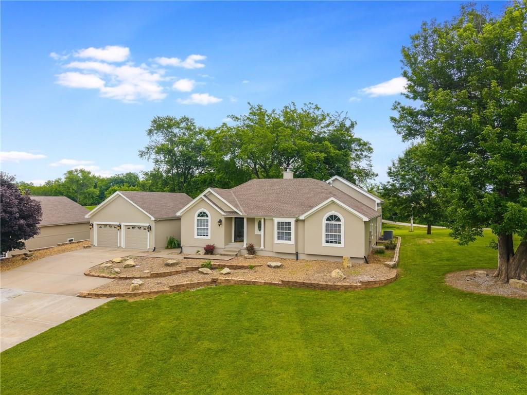 1955 Birmingham Road Liberty, MO 64068 - Photo 2 of 59