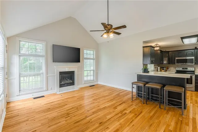 $748,000 | 1955 Birmingham Road, Liberty, MO 64068