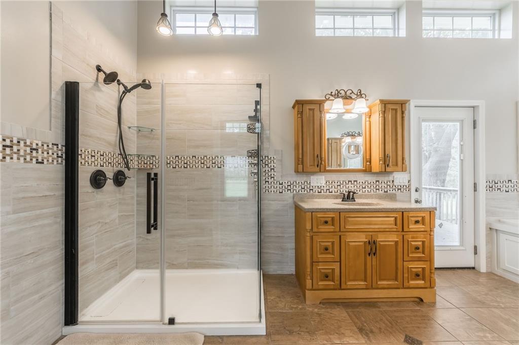 1955 Birmingham Road Liberty, MO 64068 - Photo 42 of 59