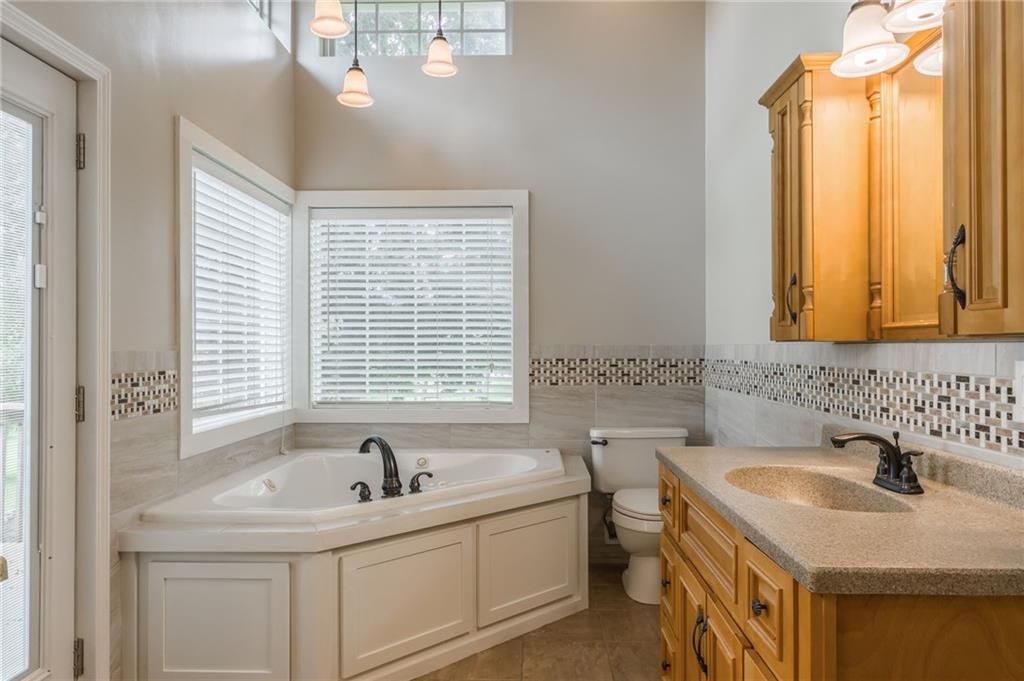 1955 Birmingham Road Liberty, MO 64068 - Photo 44 of 59