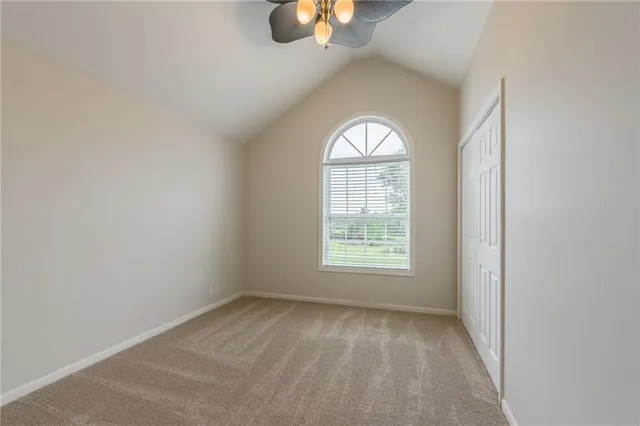 $748,000 | 1955 Birmingham Road, Liberty, MO 64068