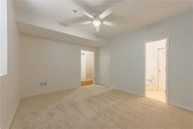 $748,000 | 1955 Birmingham Road, Liberty, MO 64068