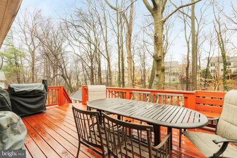 $799,900 | 6125 Beech Tree Drive, Alexandria, VA 22310