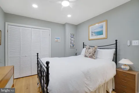 $799,900 | 6125 Beech Tree Drive, Alexandria, VA 22310