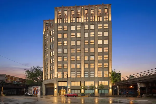 $229,900 | 1550 South Blue Island Avenue, Unit 918, Chicago, IL 60608