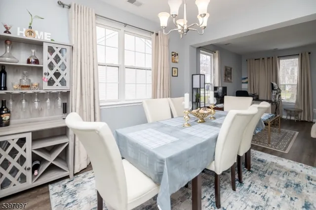 $525,000 | 55 Saxton Drive, Hackettstown, NJ 07840