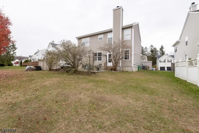 $525,000 | 55 Saxton Drive, Hackettstown, NJ 07840