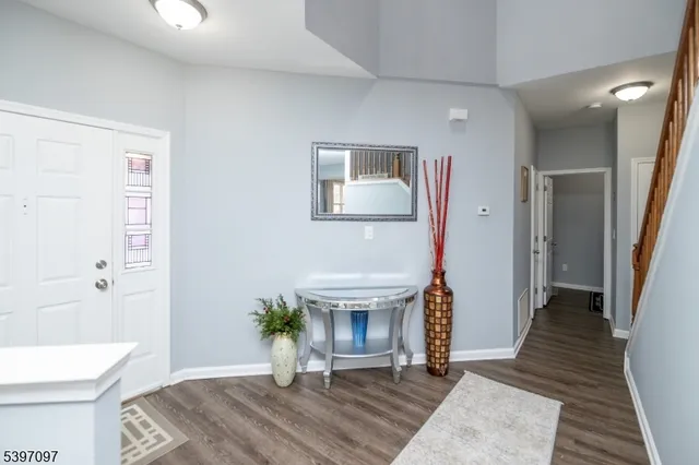 $525,000 | 55 Saxton Drive, Hackettstown, NJ 07840