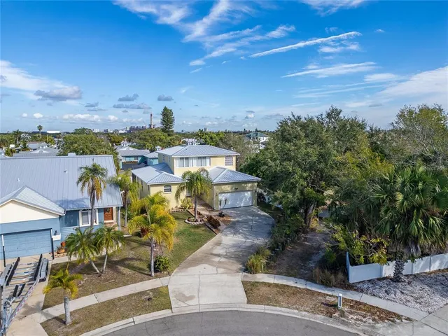 $525,000 | 901 Shagos Drive, Apollo Beach, FL 33572