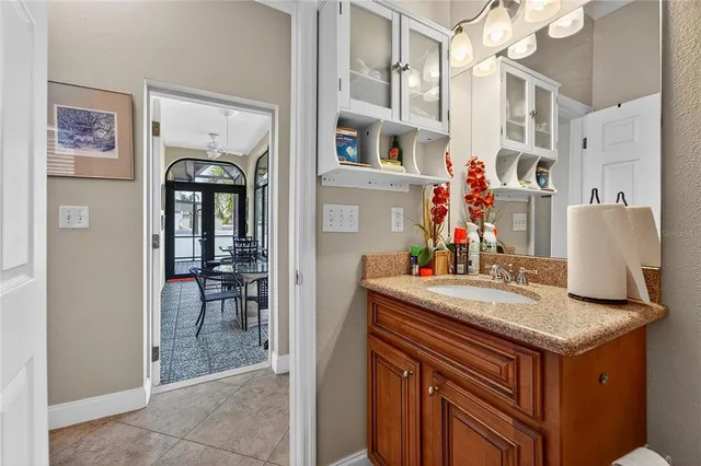 $525,000 | 901 Shagos Drive, Apollo Beach, FL 33572