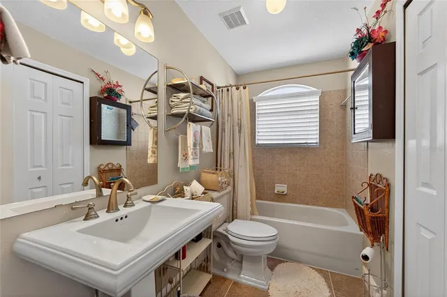 $525,000 | 901 Shagos Drive, Apollo Beach, FL 33572