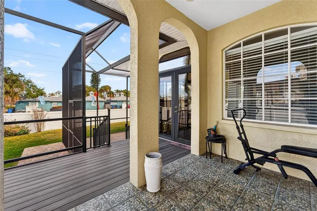 $525,000 | 901 Shagos Drive, Apollo Beach, FL 33572