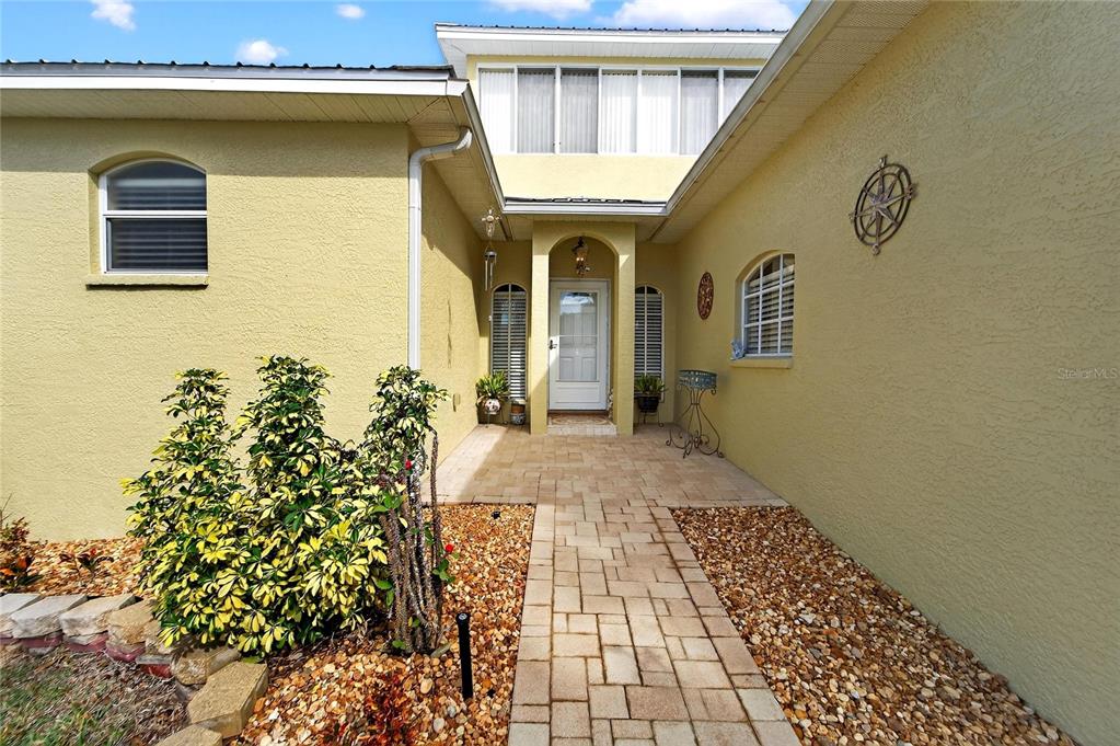 901 Shagos Drive Apollo Beach, FL 33572 - Photo 7 of 82