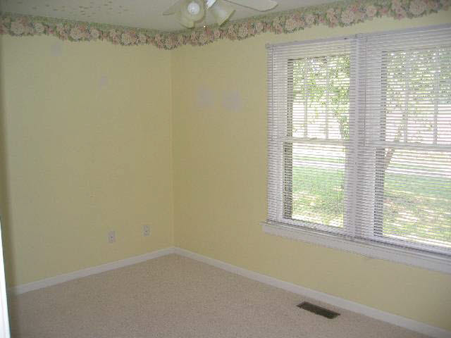 1465 River Road Vincennes, IN 47591 - Photo 4 of 9 Gallery Image 4