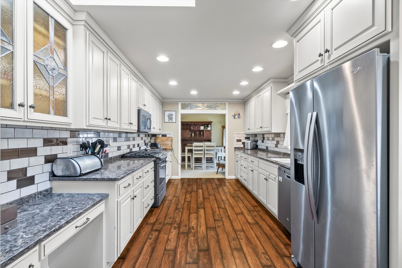 142 Forest Park Road Ottawa, IL 61350 - Photo 4 of 20 Gallery Image 4