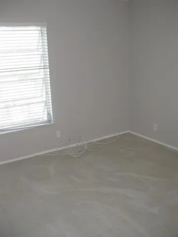 $1,900 | 605 South Pine Island Road, Unit 304A, Plantation, FL 33324