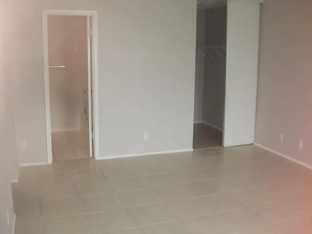 $1,900 | 605 South Pine Island Road, Unit 304A, Plantation, FL 33324