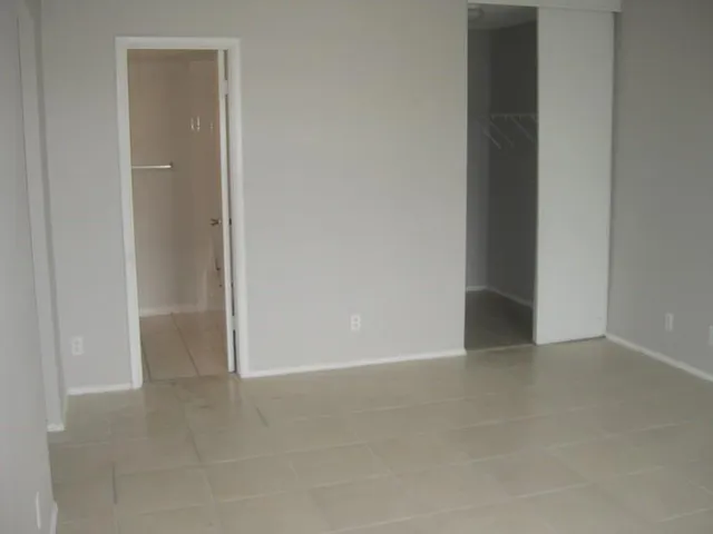 $1,900 | 605 South Pine Island Road, Unit 304A, Plantation, FL 33324