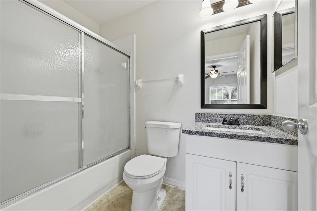 4215 Southwest 22nd Lane, Unit 127 Gainesville, FL 32607 - Photo 16 of 31