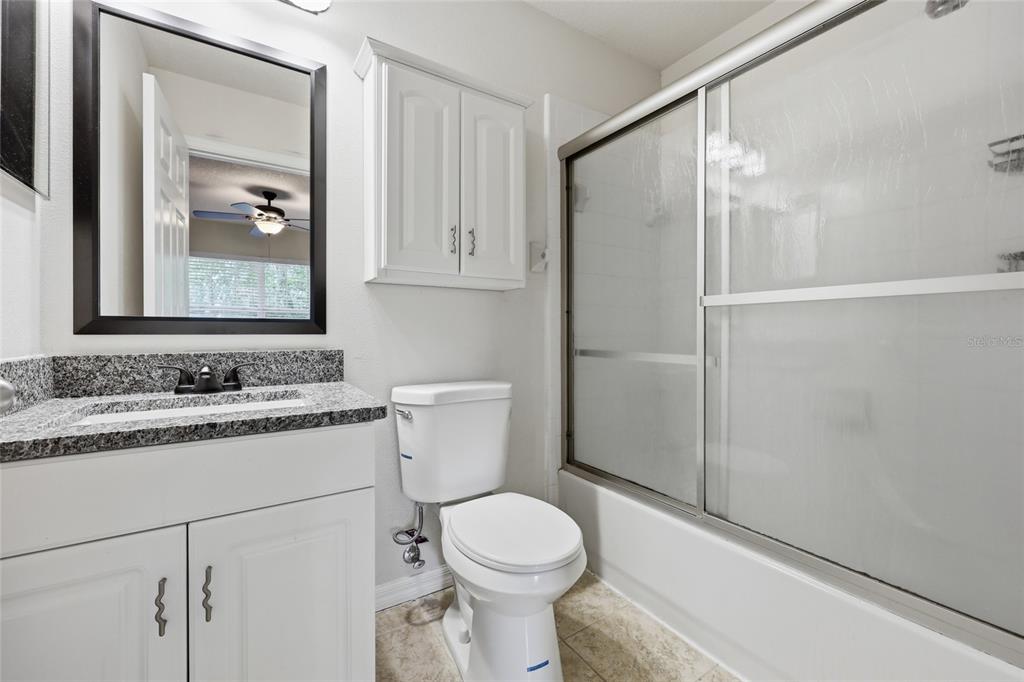 4215 Southwest 22nd Lane, Unit 127 Gainesville, FL 32607 - Photo 19 of 31