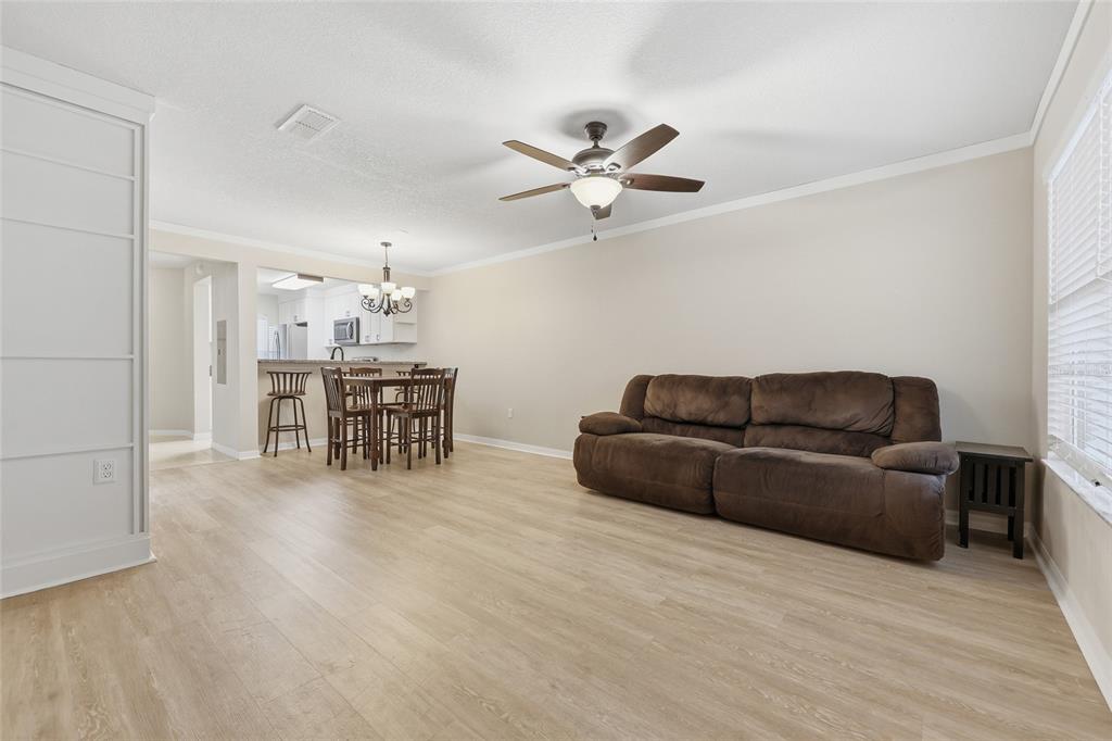 4215 Southwest 22nd Lane, Unit 127 Gainesville, FL 32607 - Photo 6 of 31